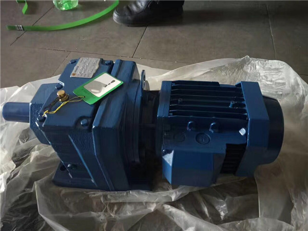 R87減速機(jī)，R87DRE90減速機(jī)