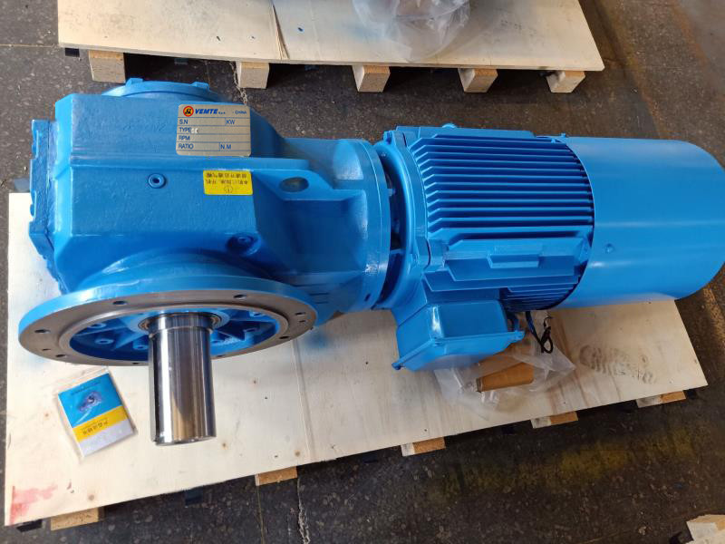 KF57減速電機(jī)實物圖 KF57減速電機(jī)實物圖